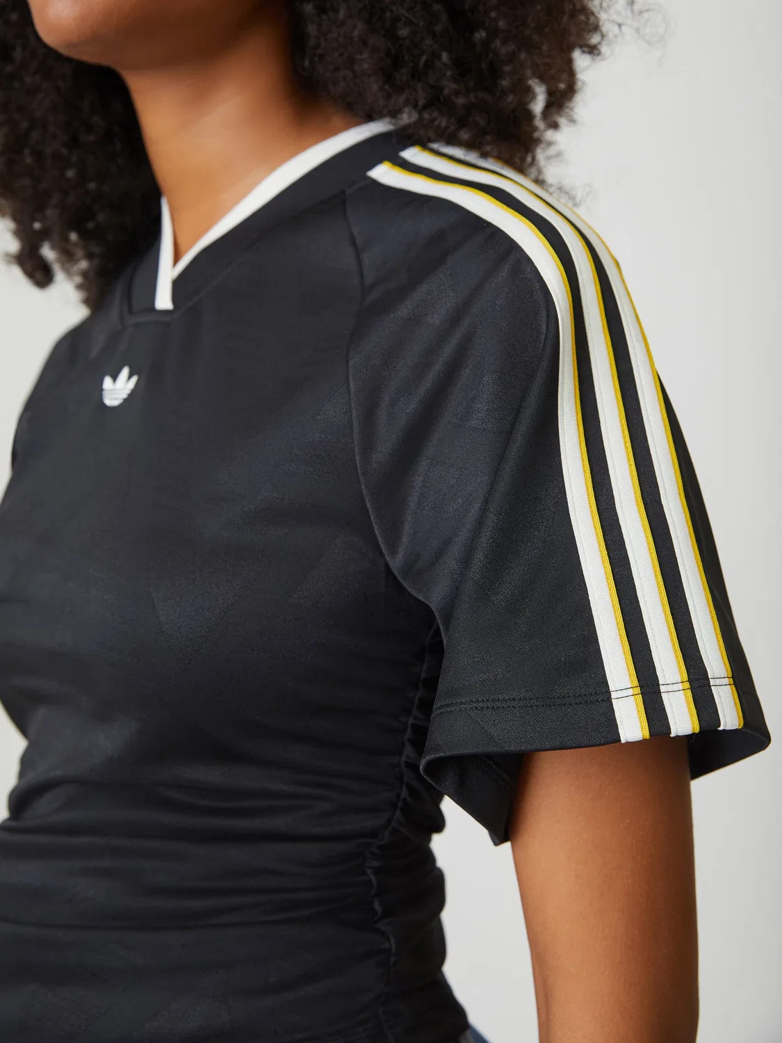 Футболка с защипами, футбольная adidas originals, черный — фото 4