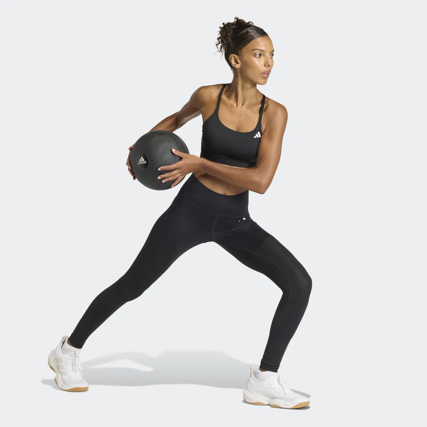 Женский спортивный бюстгальтер с легкой поддержкой Optime Essentials Adidas Performance, Black — фото 4