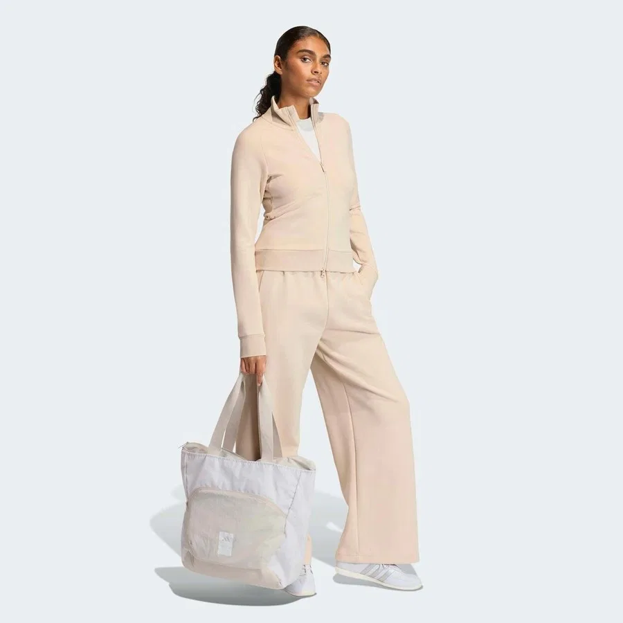 Женская куртка Soft Lux adidas, Кремовый — фото 3