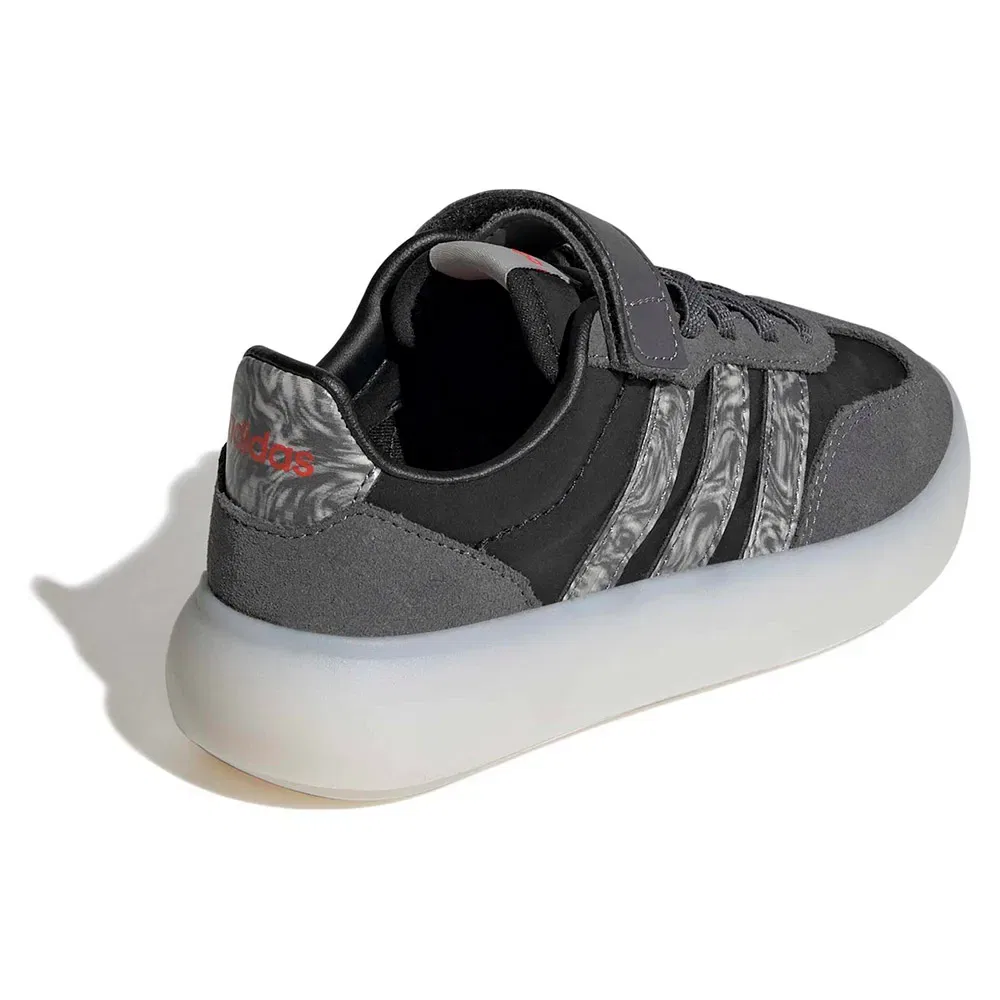 Детские кроссовки с классическим T-toe дизайном Barreda Decode Adidas, Black — фото 4