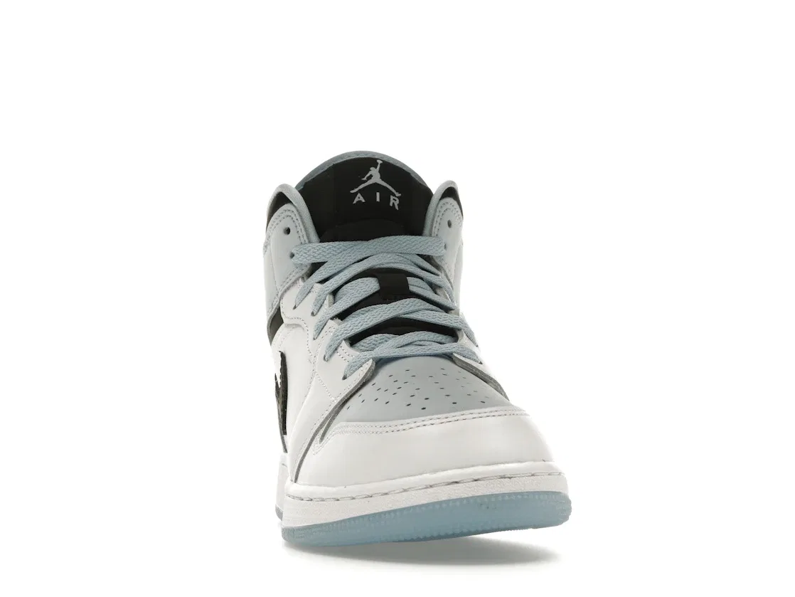 Детские кроссовки для мальчиков и девочек с принтом Jordan 1 Mid SE Jordan, White/Ice Blue-Black — фото 2
