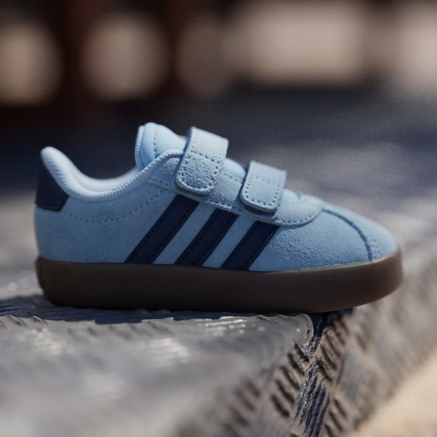 Детские кроссовки на липучках VL Court 3.0 Adidas Sportswear, небесно-голубой/темно-индиго/медовый — фото 3