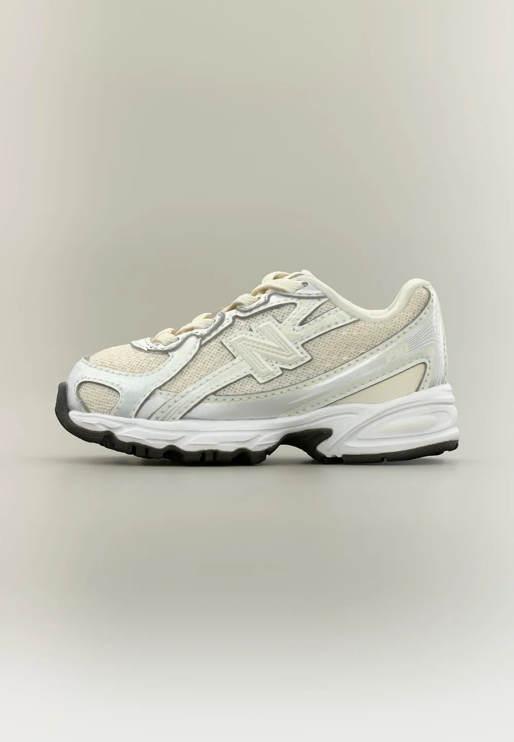 740 детских туфель унисекс New Balance, Turtledove