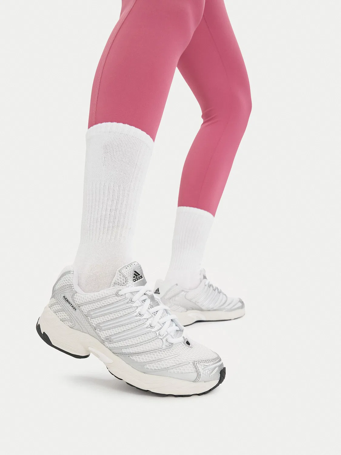 Кроссовки для девочки Adistar Control Adidas, белый