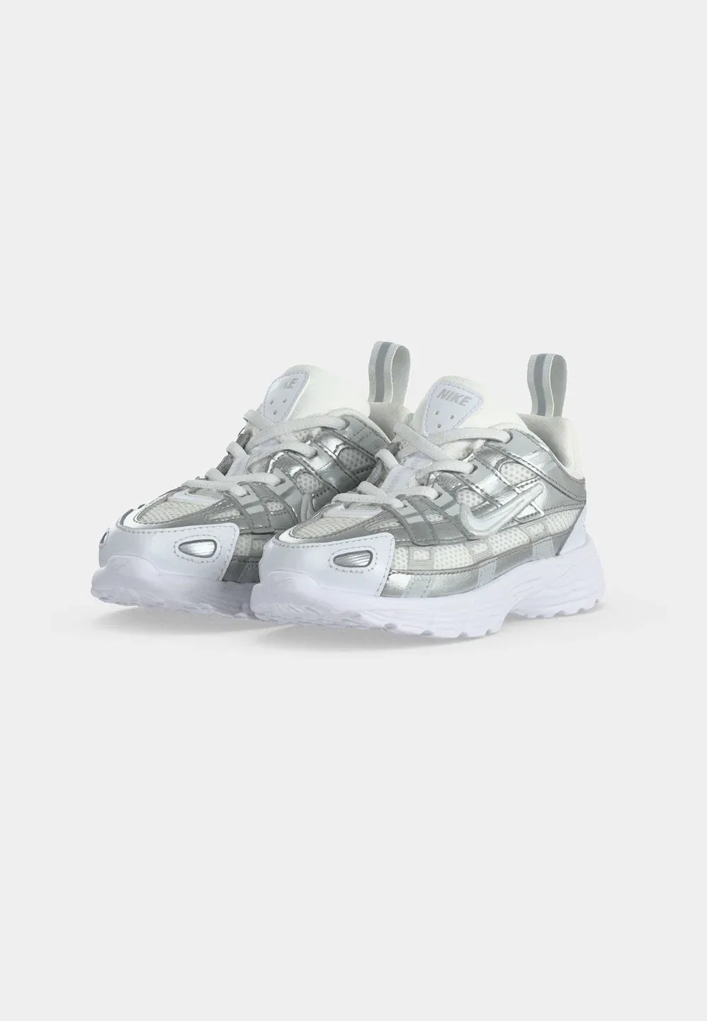 Кроссовки унисекс P 6000 Nike Sportswear, White/Photon Dust/Metallic Silver-Coloured — фото 3