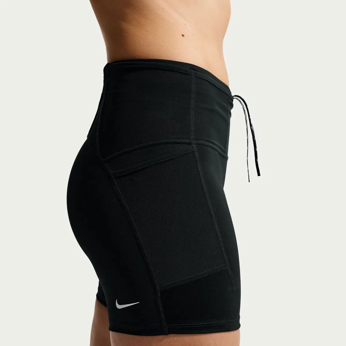 Женские шорты для бега облегающие Nike ACG Trail Dri-Fit HR 4in Tight Short, Black/Summit White — фото 2