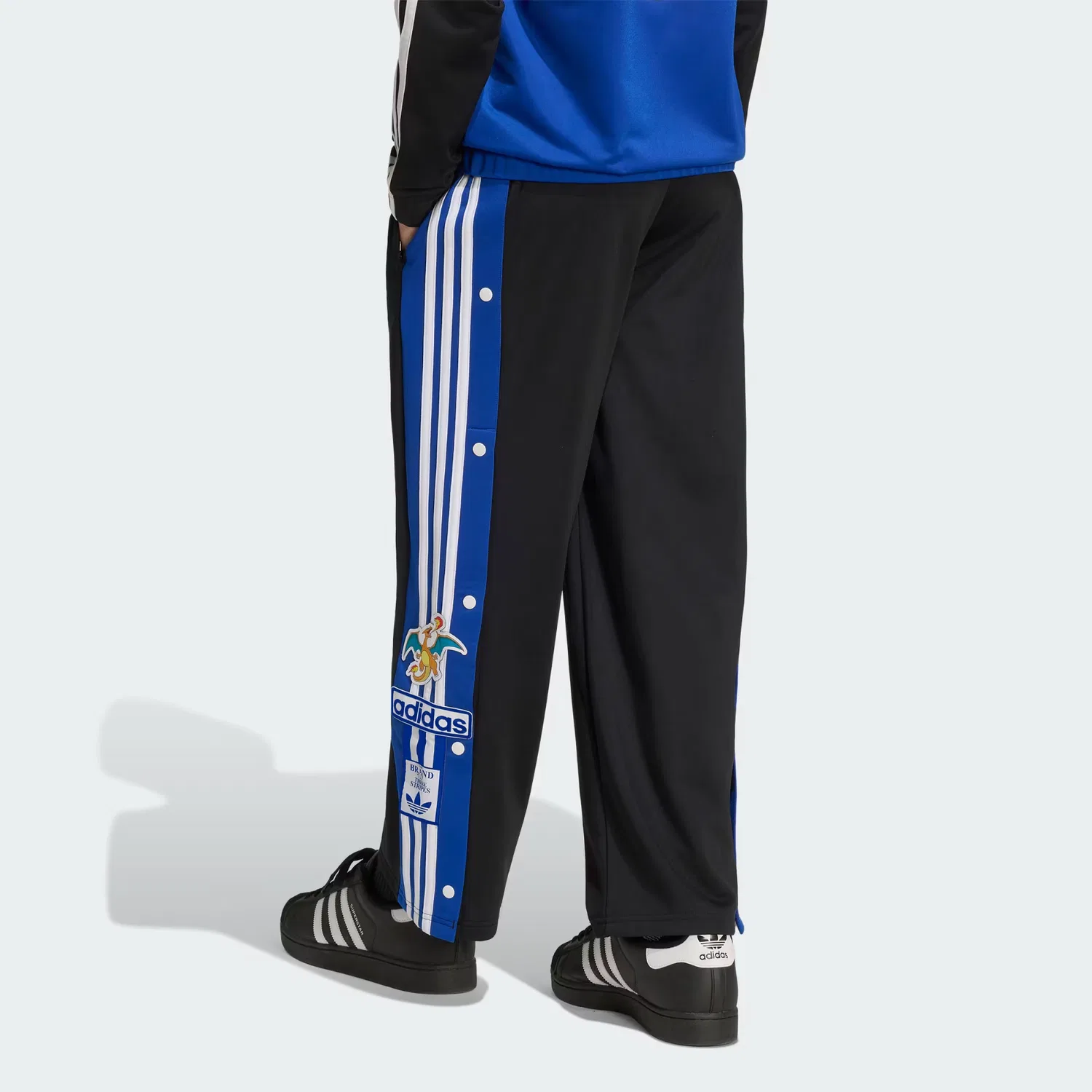 Детские штаны свободного кроя с принтом Pokémon Adibreak Adidas Originals, черный — фото 4