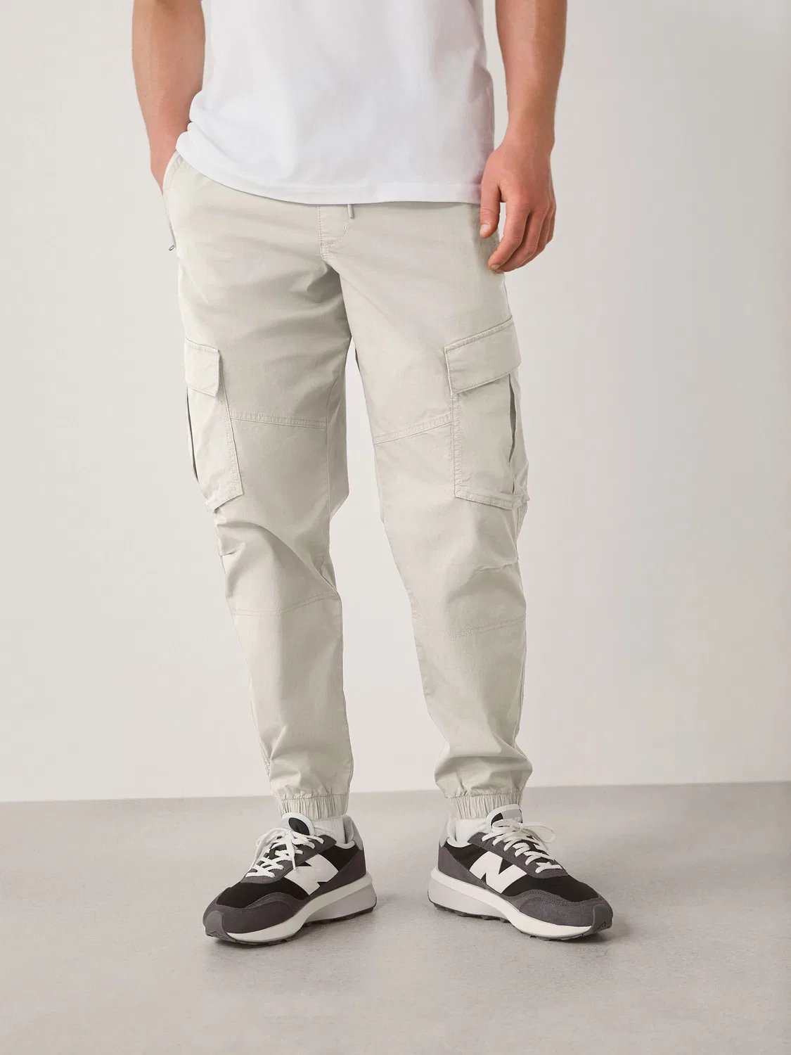 Брюки карго Regular Tapered Fit Next, Bone