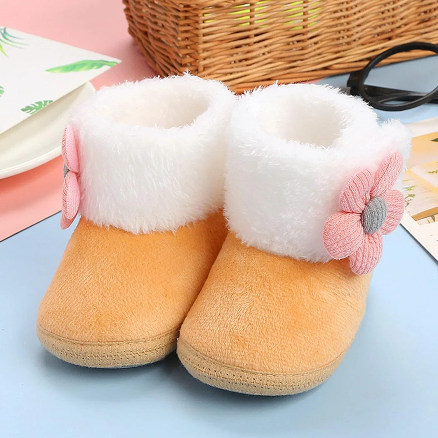 Детские ботинки для девочек с утеплённой подкладкой, модель Warm Fuzzy Lined Soft Boots — фото 4