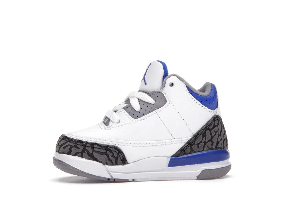 Детские кроссовки Lifestyle с перфорированным верхом Jordan 3 Retro, White/Black-Cement Grey-Racer Blue — фото 3