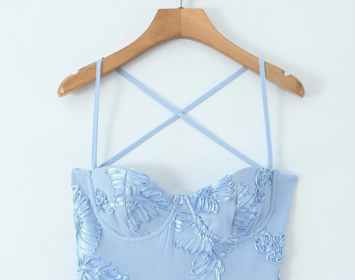 Женское вечернее платье-макси с цветочной вышивкой, модель Floral Mermaid Maxi, светло-синий — фото 2