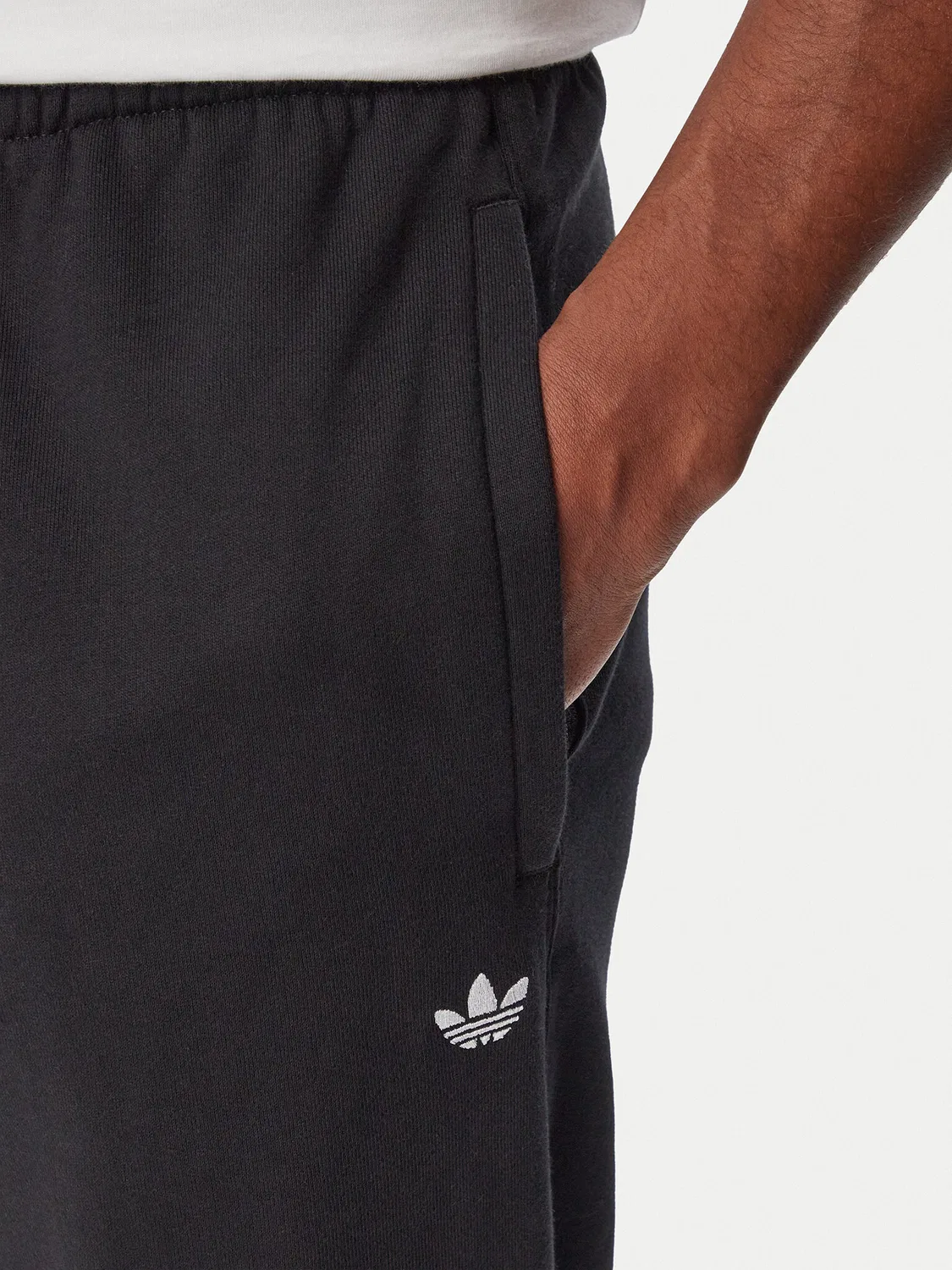 Мужские спортивные штаны стандартного кроя Trefoil Essentials Adidas, черный — фото 4