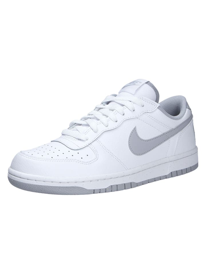 

Кроссовки на шнуровке Nike, белый