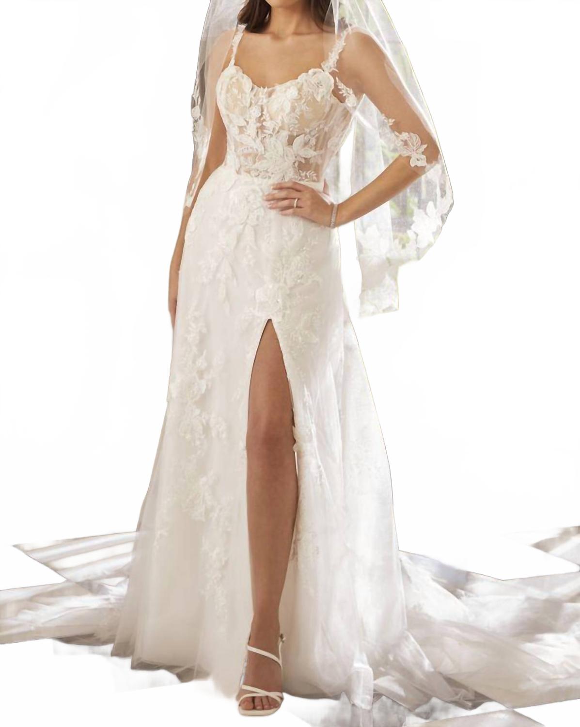 

Свадебное платье Brienne в цвете слоновая кость/телесный Casablanca