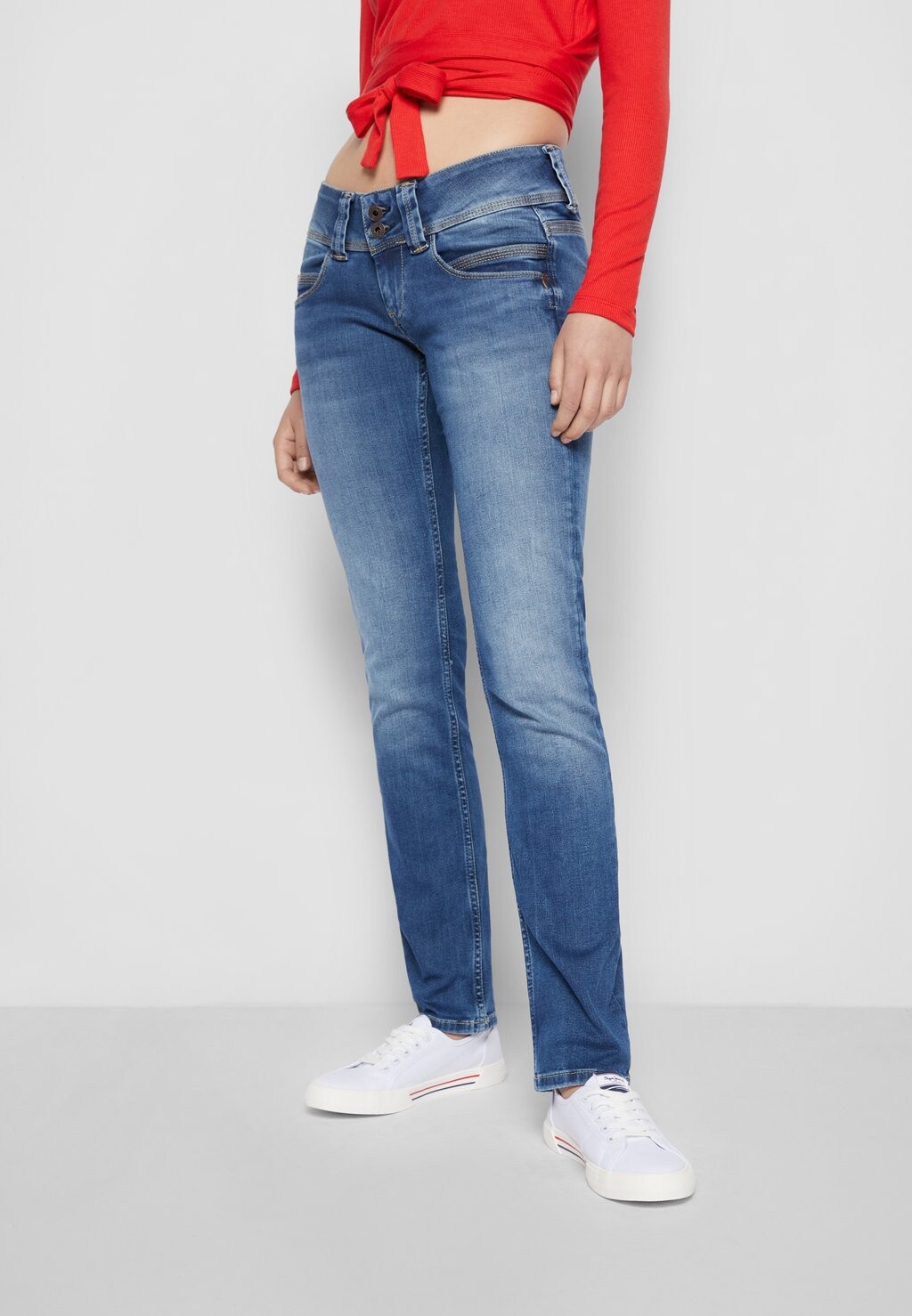 

Джинсы-сигареты Pepe Jeans