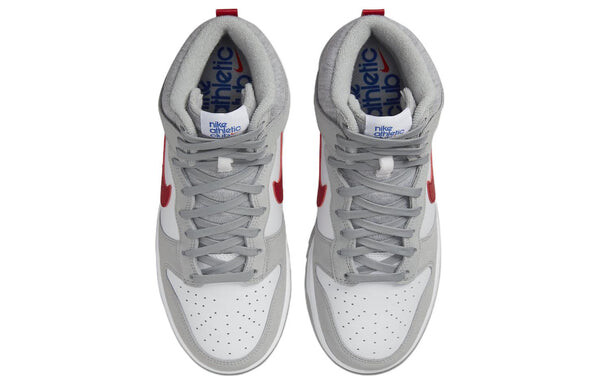 Кроссовки Nike Dunk High SE 'Athletic Club - Light Smoke Grey Gym Red', серый — фото 4