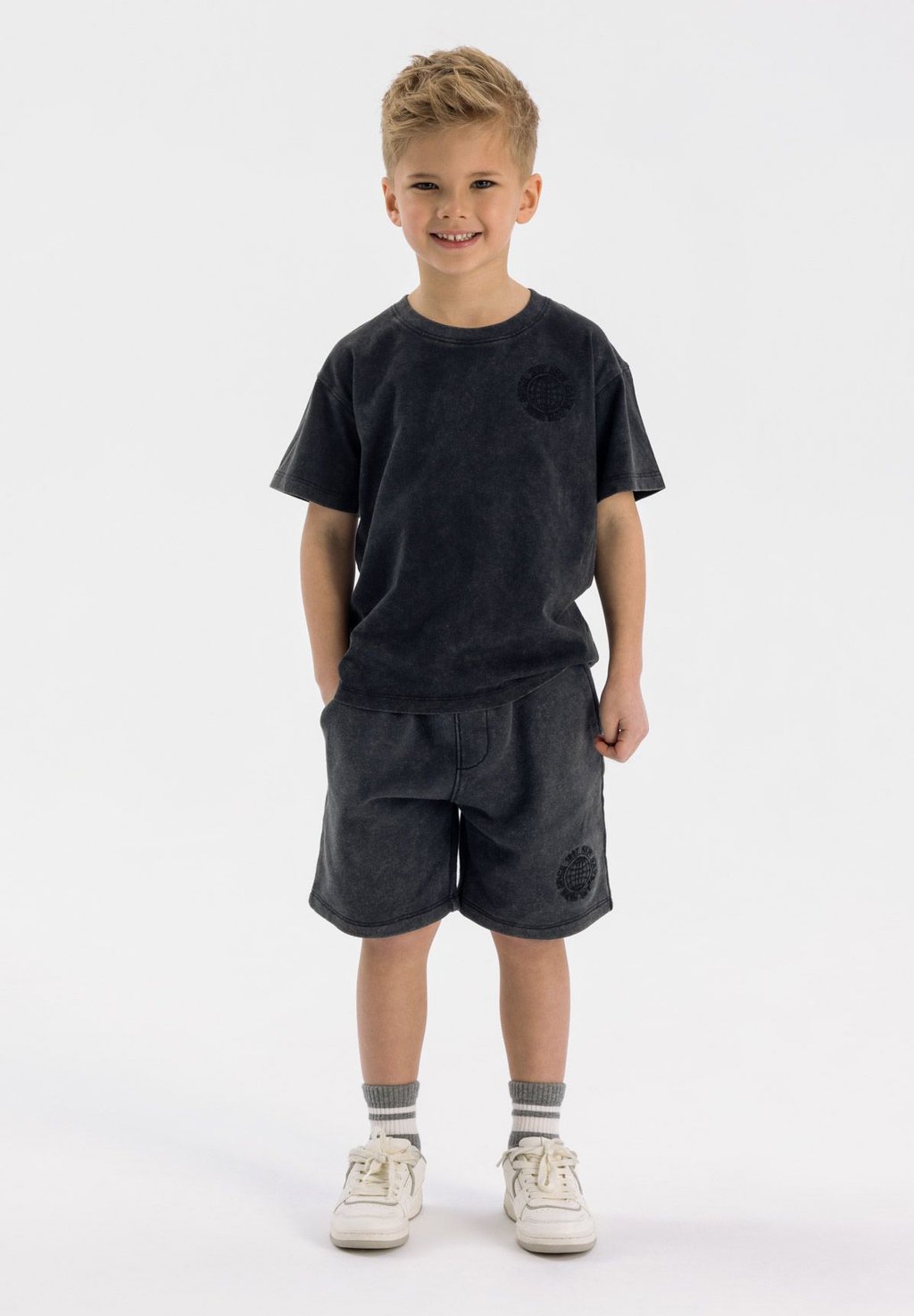 

Футболка с принтом SHORT SLEEVE SET MINOTI, серый