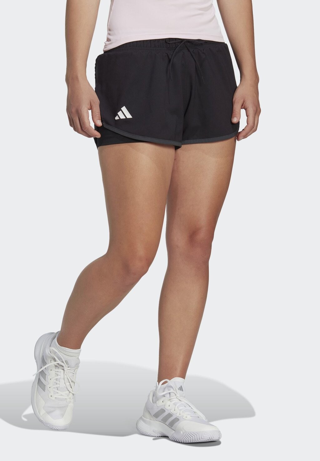 

Спортивные шорты Adidas, черный