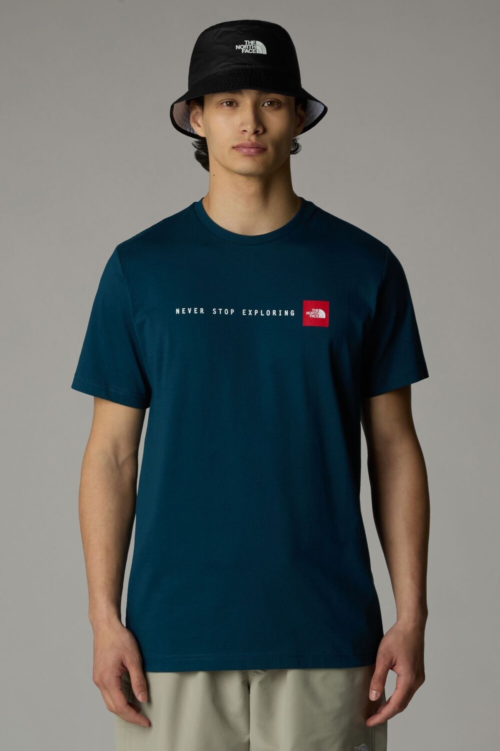 

Никогда не прекращайте изучать футболку The North Face, синий