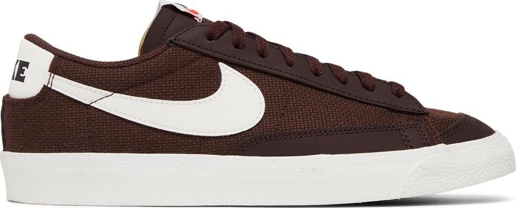

Кроссовки Blazer Low '77 Premium 'Earth', коричневый