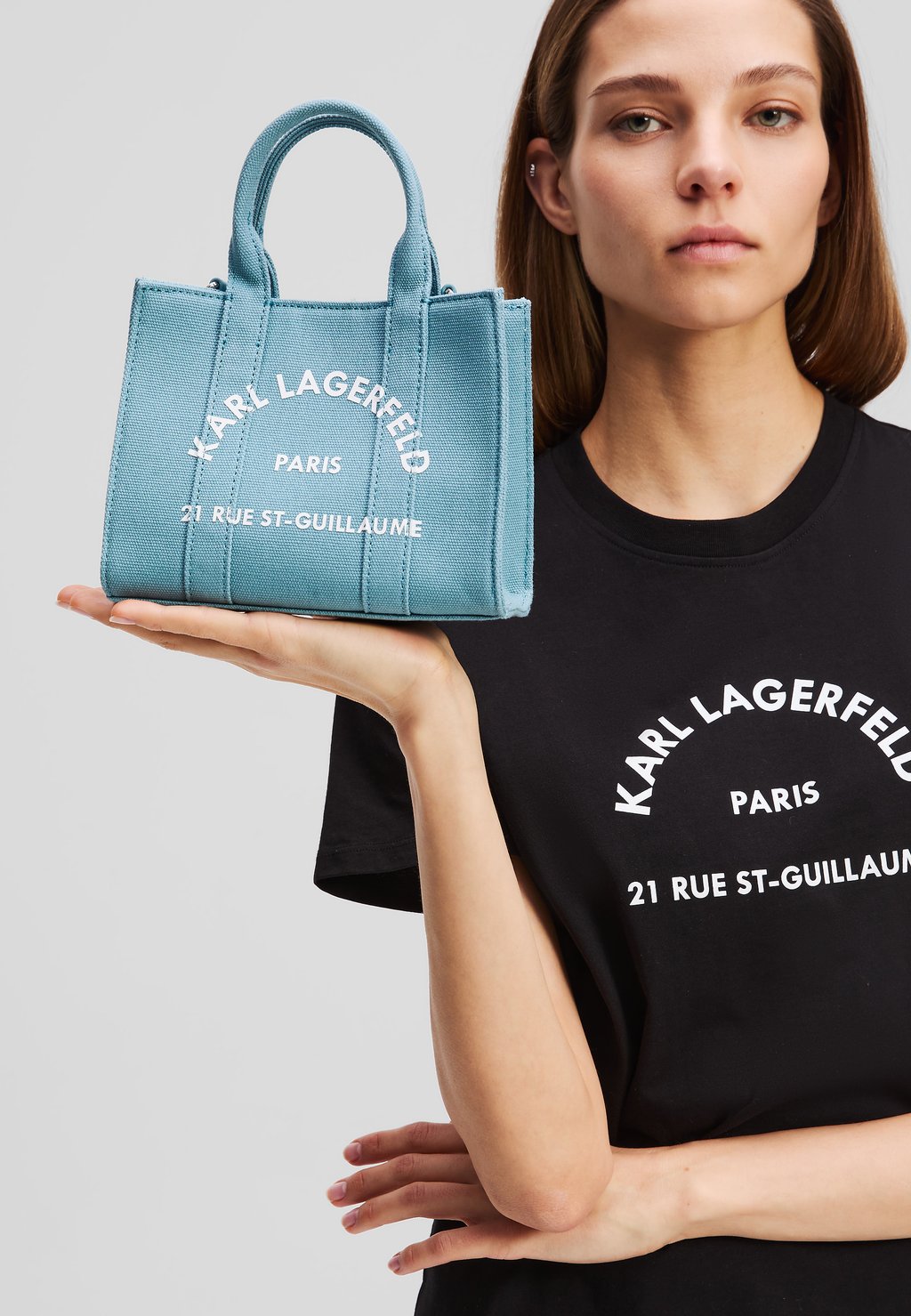 

Сумка SQUARE MINI TOTE KARL LAGERFELD, светло-голубой
