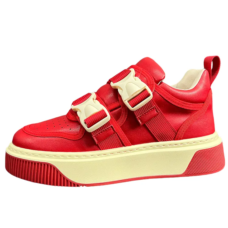 

ZUOSAISI Абразивостойкие дышащие низкие скейтбордские кроссовки мужские красные, цвет Red