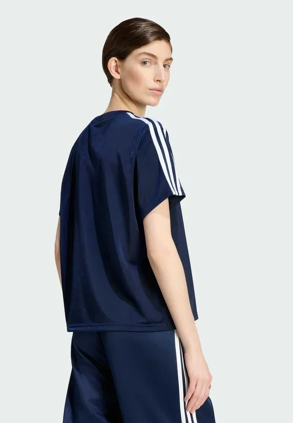 Футболка с принтом Firebird tee Adidas Originals, цвет ночной индиго белый — фото 2