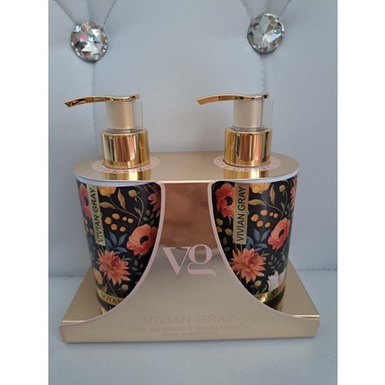 

69.98/LДозатор для мыла Flowers Botanicals + соответствующий крем для рук, по 300 мл каждый Vivian Gray
