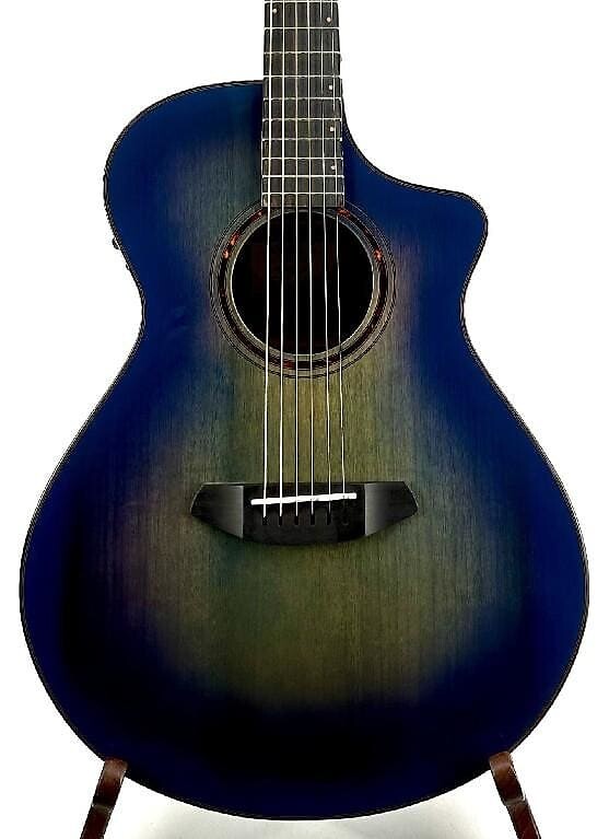 

Акустическая гитара Breedlove Pursuit Exotic S Concert Blue Eyes CE Acoustic Myrtlewood Ser# CC230302327