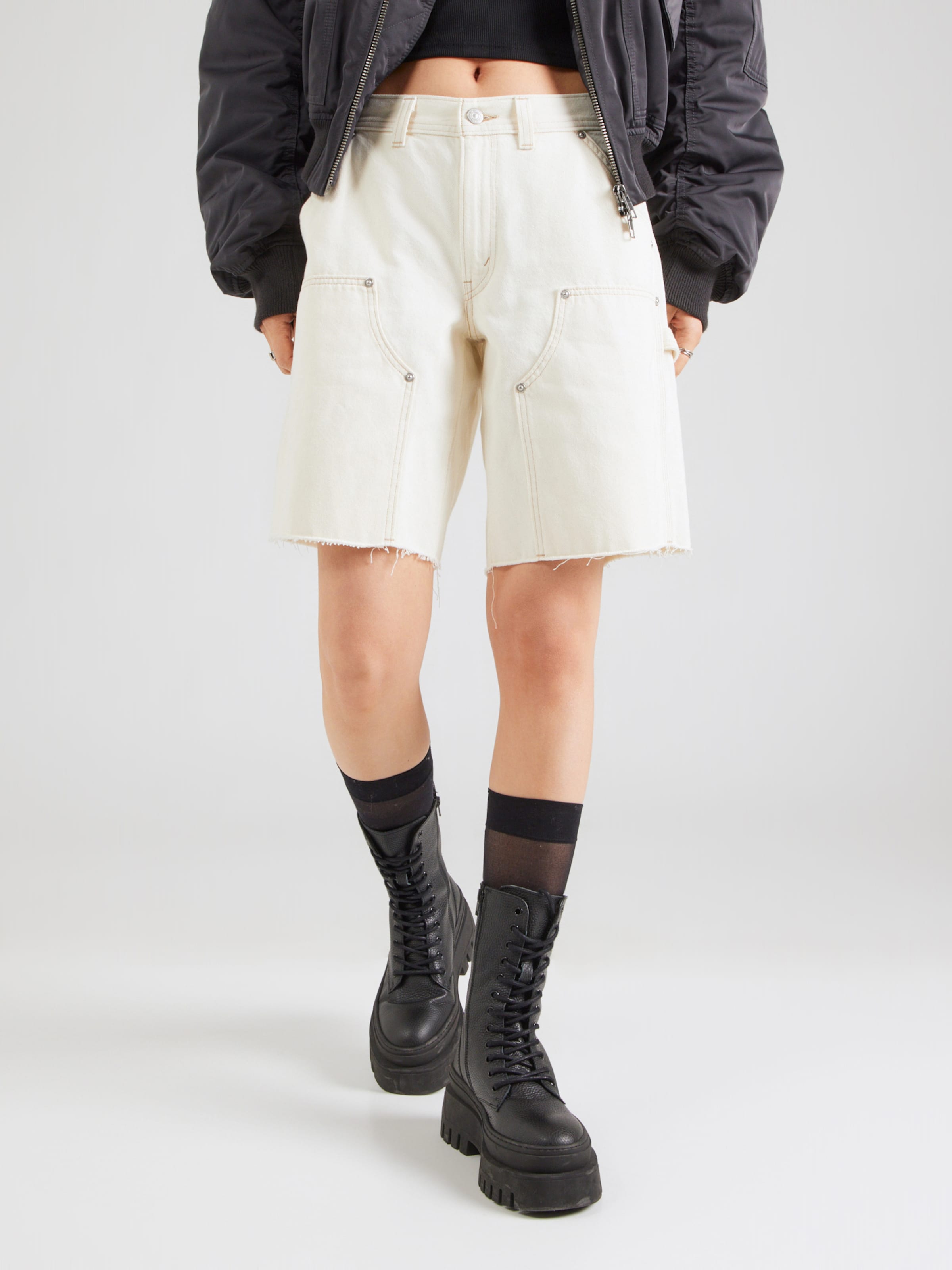 LEVI'S  Широкие карго-джинсовые шорты 'Baggy Dad Utility Shorts' в белом дениме — фото 3