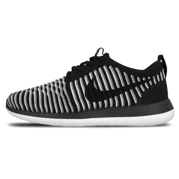 

Кроссовки w roshe two Flyknit Nike, черный
