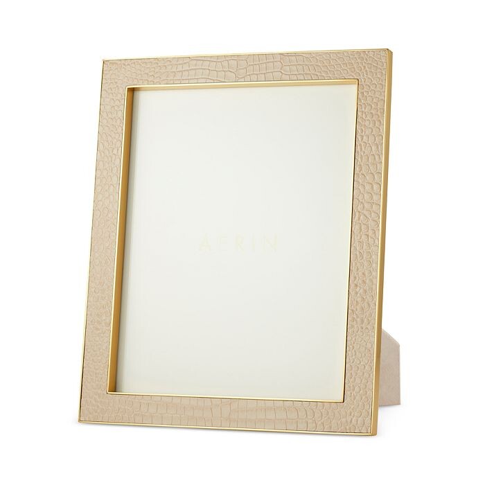 

Классическая рамка AERIN из крокодиловой кожи, 8 x 10 дюймов, коричневый/бежевый