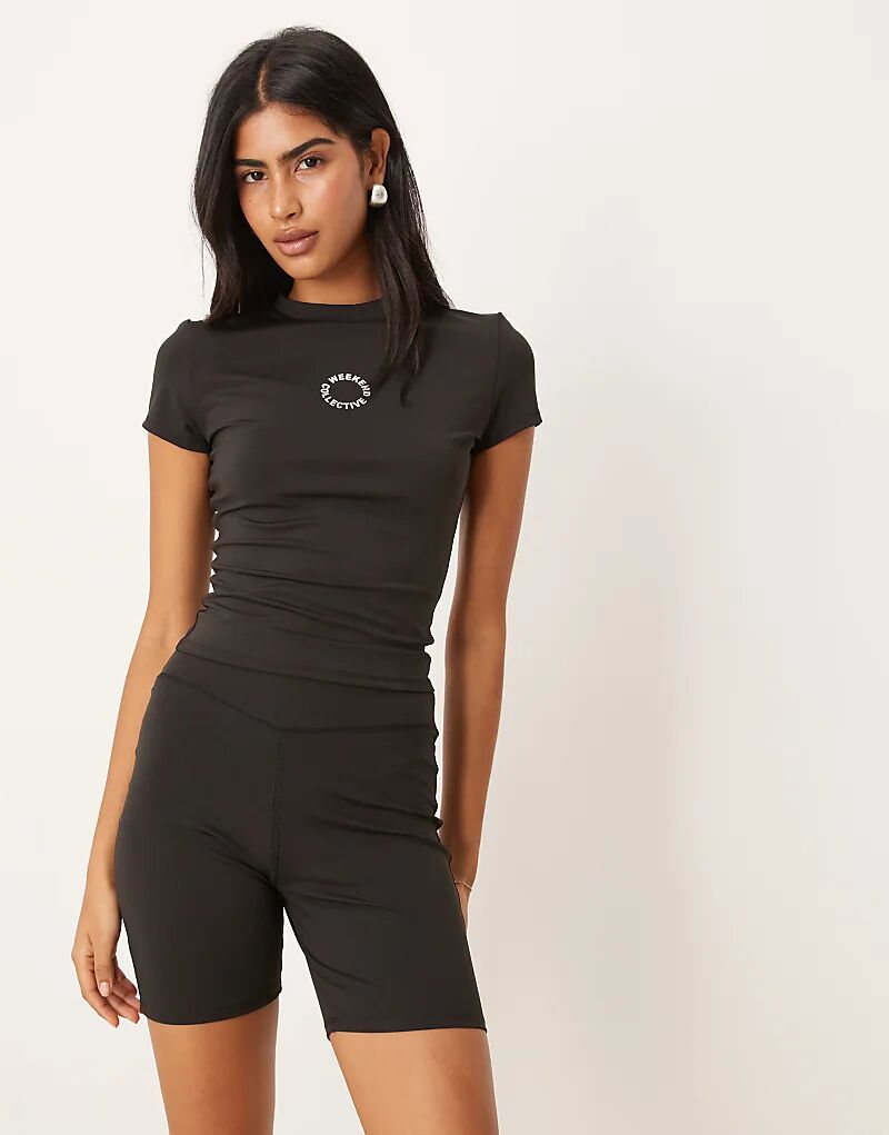 

Облегающий короткий комбинезон от ASOS DESIGN Weekend Collective черного цвета Asos Weekend Collective