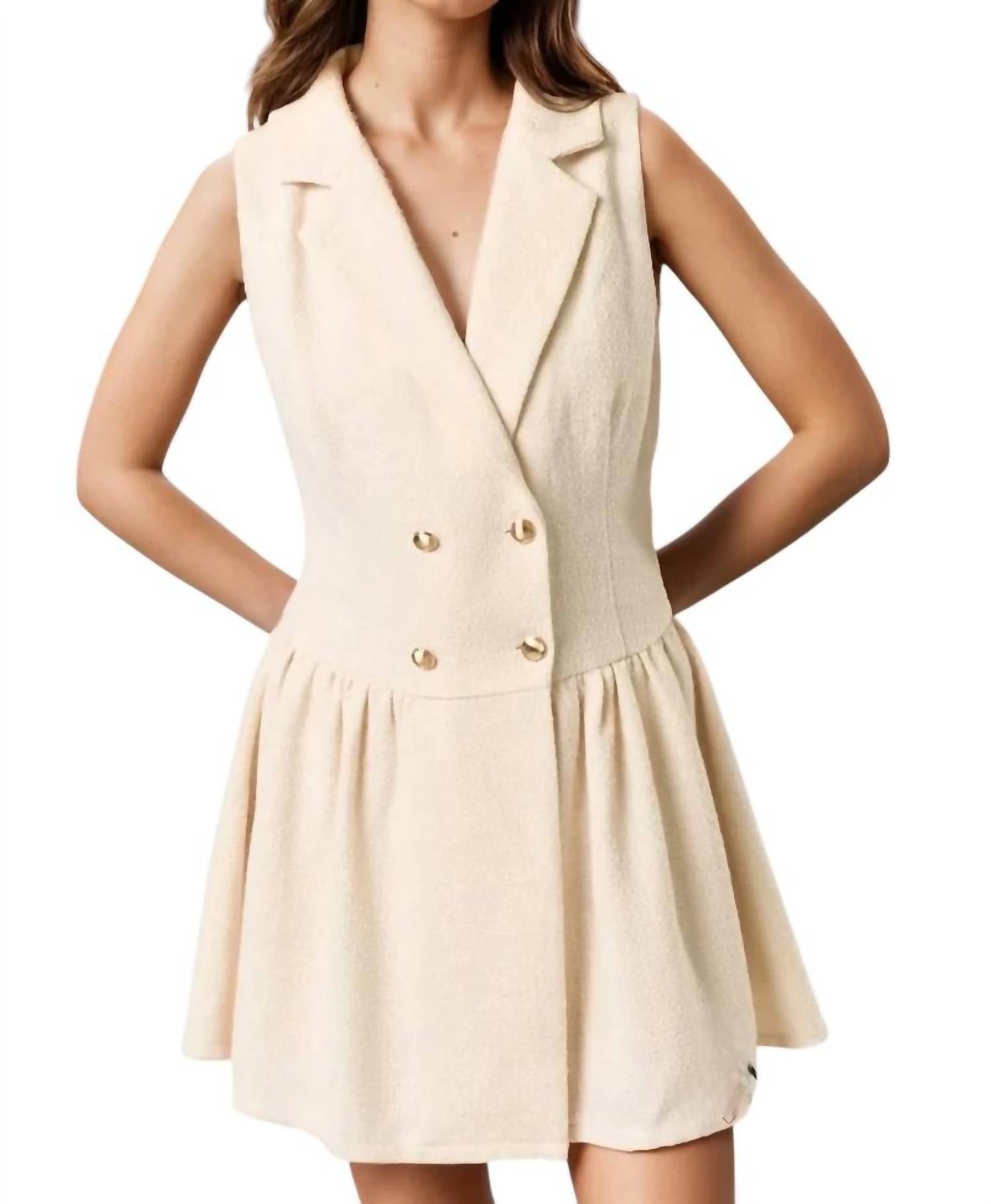 

Табита мини-платье с воротником и пуговицами из букле твид в цвете айвори Lalavon, слоновая кость