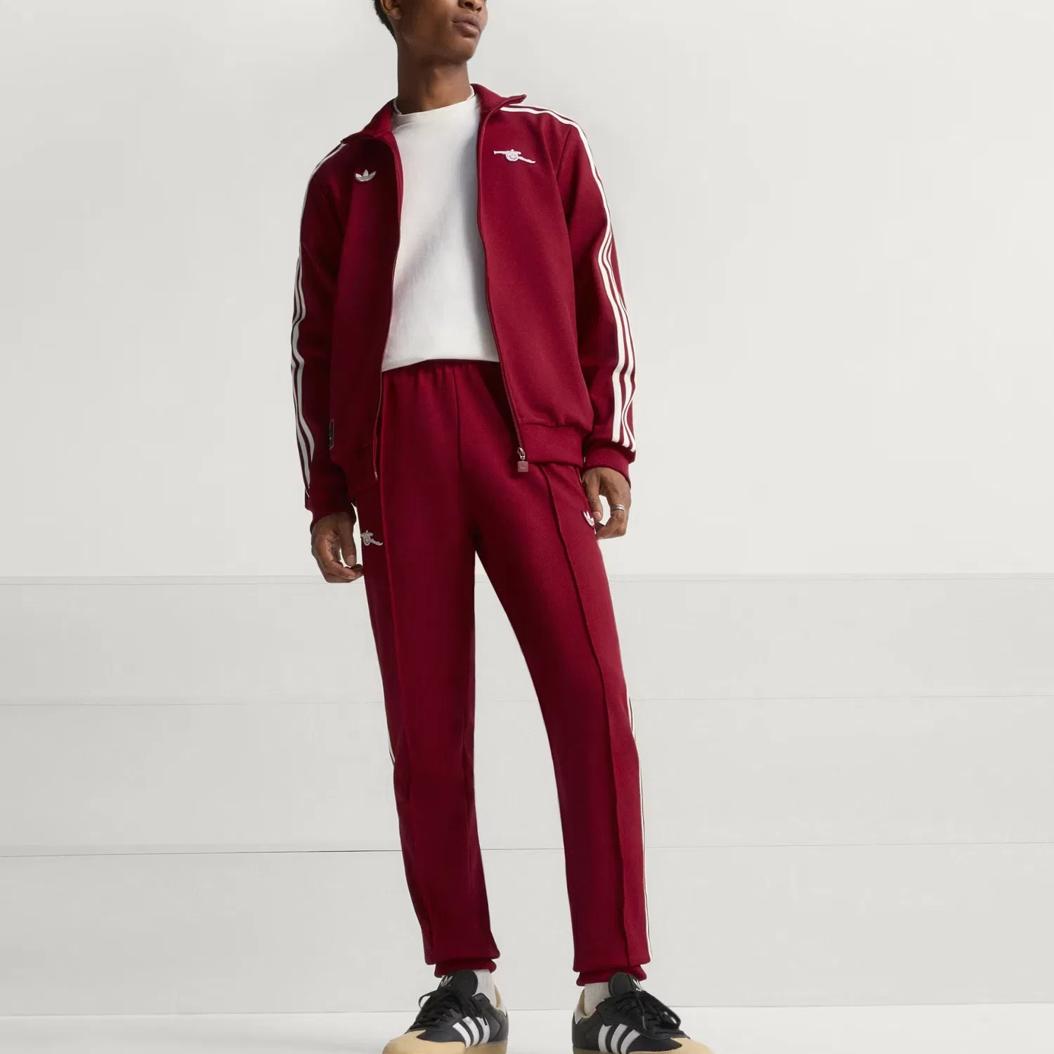 Спортивные брюки с принтом Arsenal Adidas Originals красные — фото 2