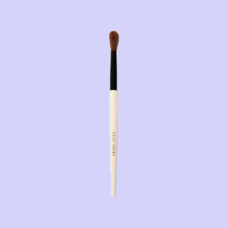 Щетка для теней Skin Friendly Smoothing с мягким нанесением и контурированием BOBBI BROWN — фото 2