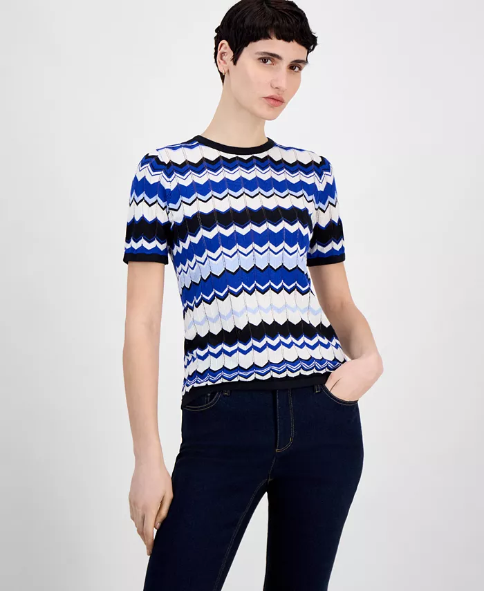 

Укороченный топ с коротким рукавом и V-образным узором Petite Chevron-Stitch Anne Klein, мультиколор