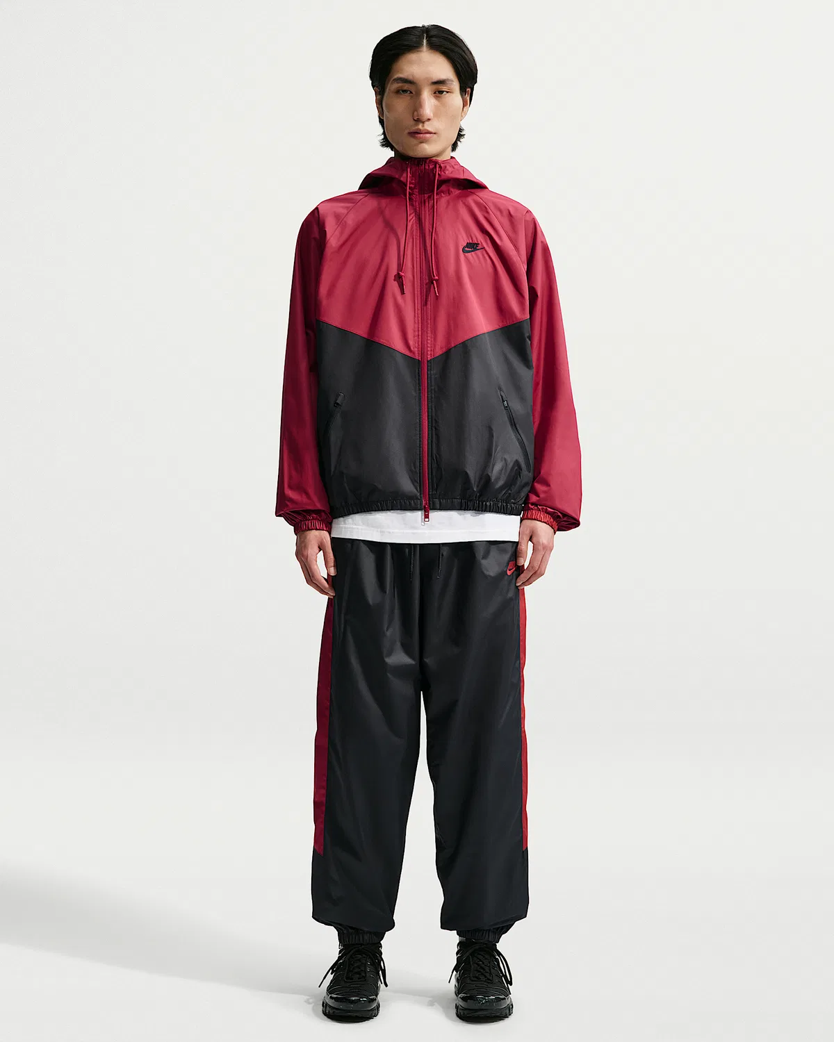 Мужская утепленная куртка Nike Windrunner, Team Crimson/Black/Black — фото 4