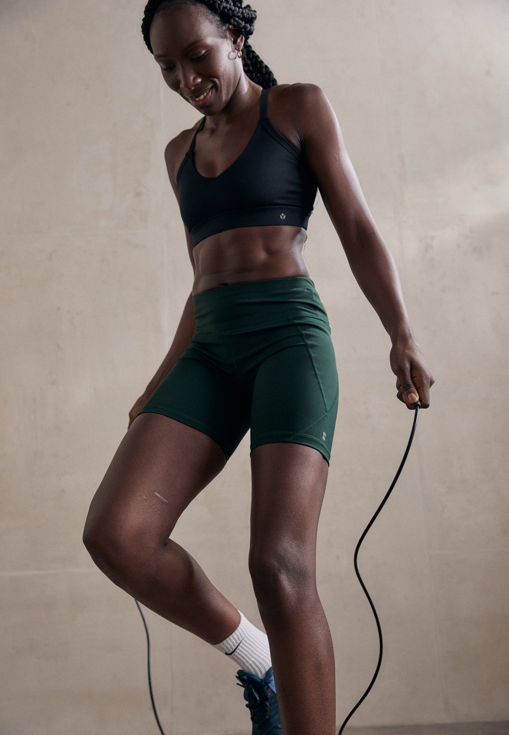 

Леггинсы POWER BIKER SHORTS Sweaty Betty, темно-зеленый