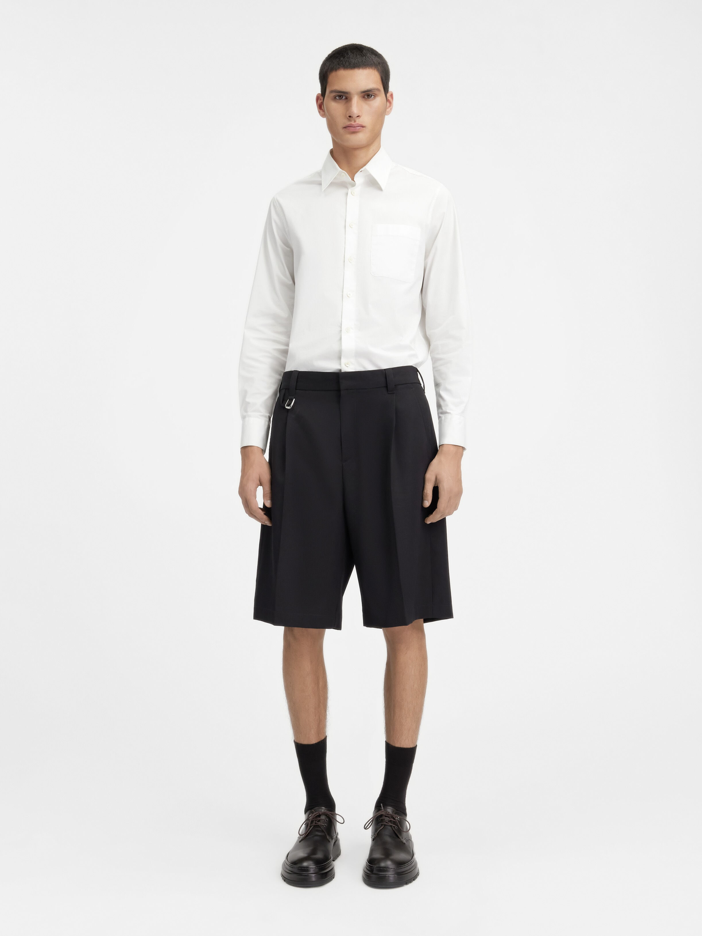 

Широкие шорты-бермуды по фигуре JACQUEMUS The Melo shorts, черный