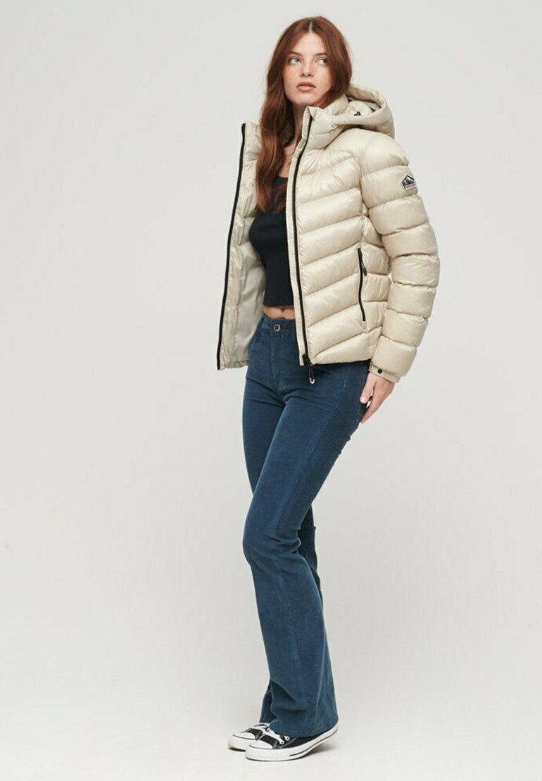 Зимняя куртка Superdry С КАПЮШОНОМ FUJI, цвет pelican beige — фото 2