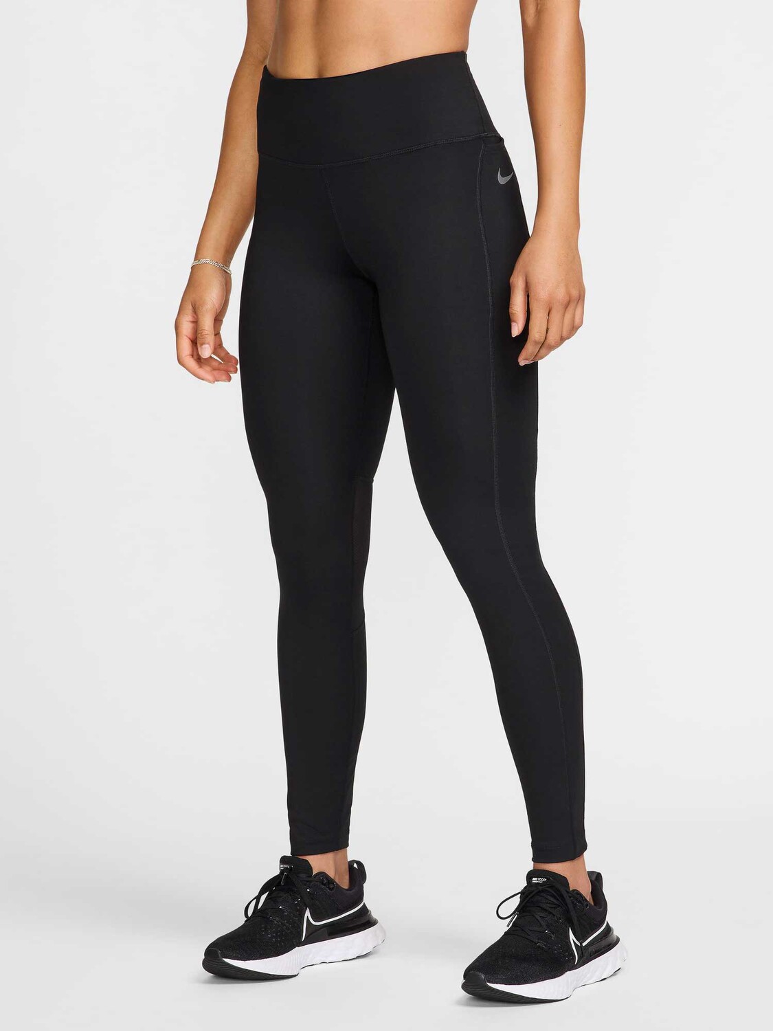 

Тайтсы Nike W DF FAST, черный