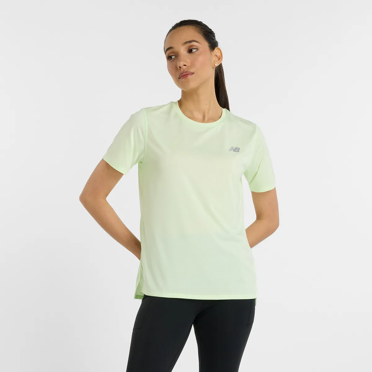 

Женская футболка WT41222MEW New Balance, зеленый