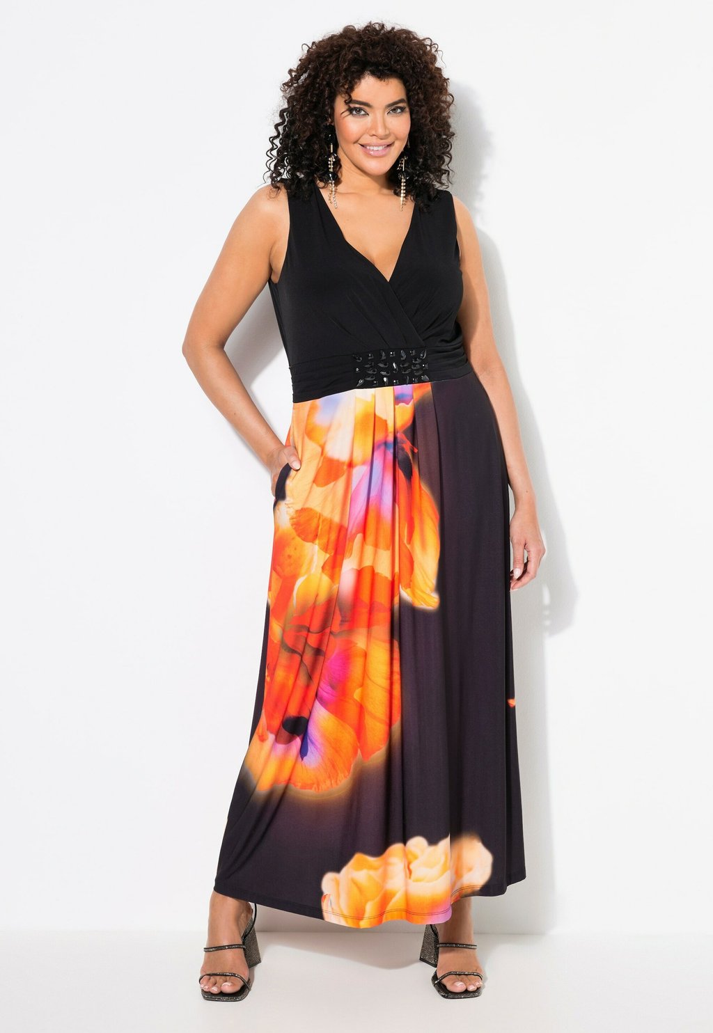 

Платье макси FLORAL SLEEVELESS Ulla Popken, черный