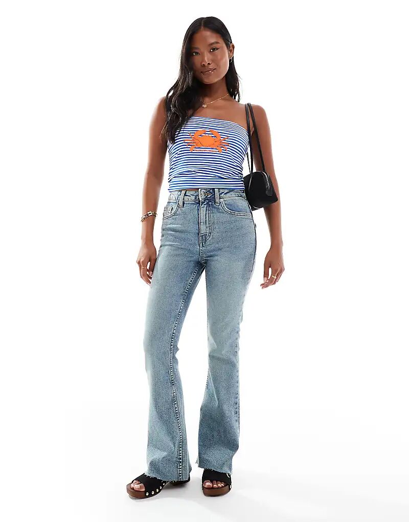 

Джинсы Miss Selfridge Petite с расклешенным низом и карманом в форме сердца, грязный синий