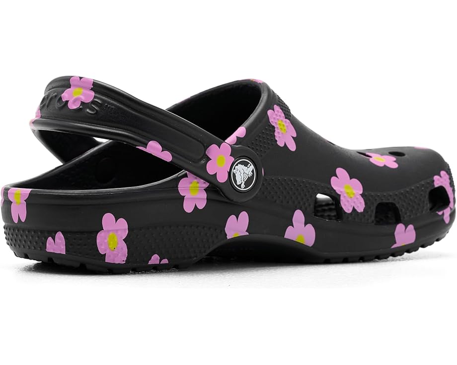 Детские кроксы Classic с принтами и графикой (для малышей/детей постарше) Crocs Kids, Black/Flowers — фото 3