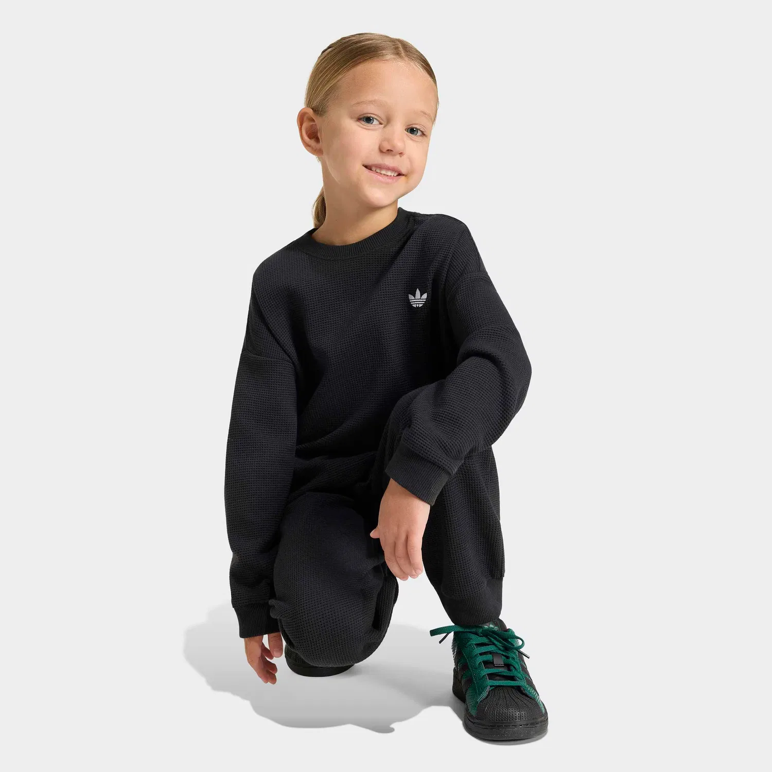 Спортивный костюм Adidas Originals черного цвета