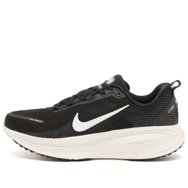 Кроссовки для бега Vomero 18 W Nike, Black , White & Coconut Milk