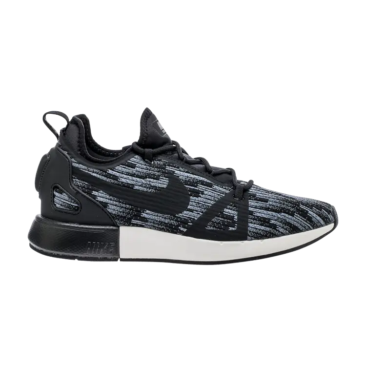 

Кроссовки Nike Duel Racer SE, черный