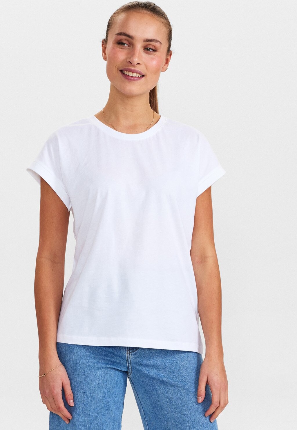 

Футболка базовая NUBEVERLY NOOS Nümph, цвет bright white
